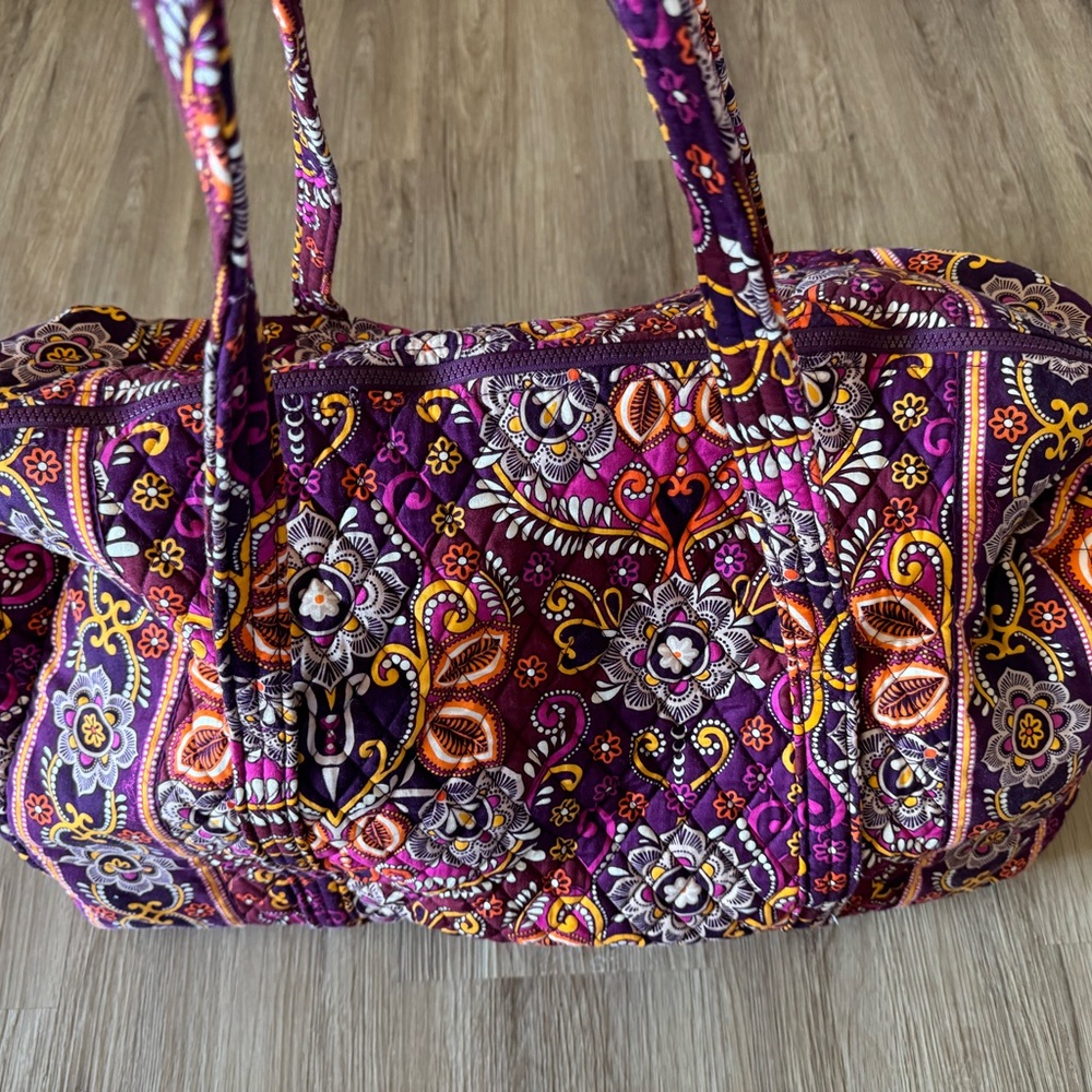 Retired Vera Bradley Sunset Safari Large Duffle